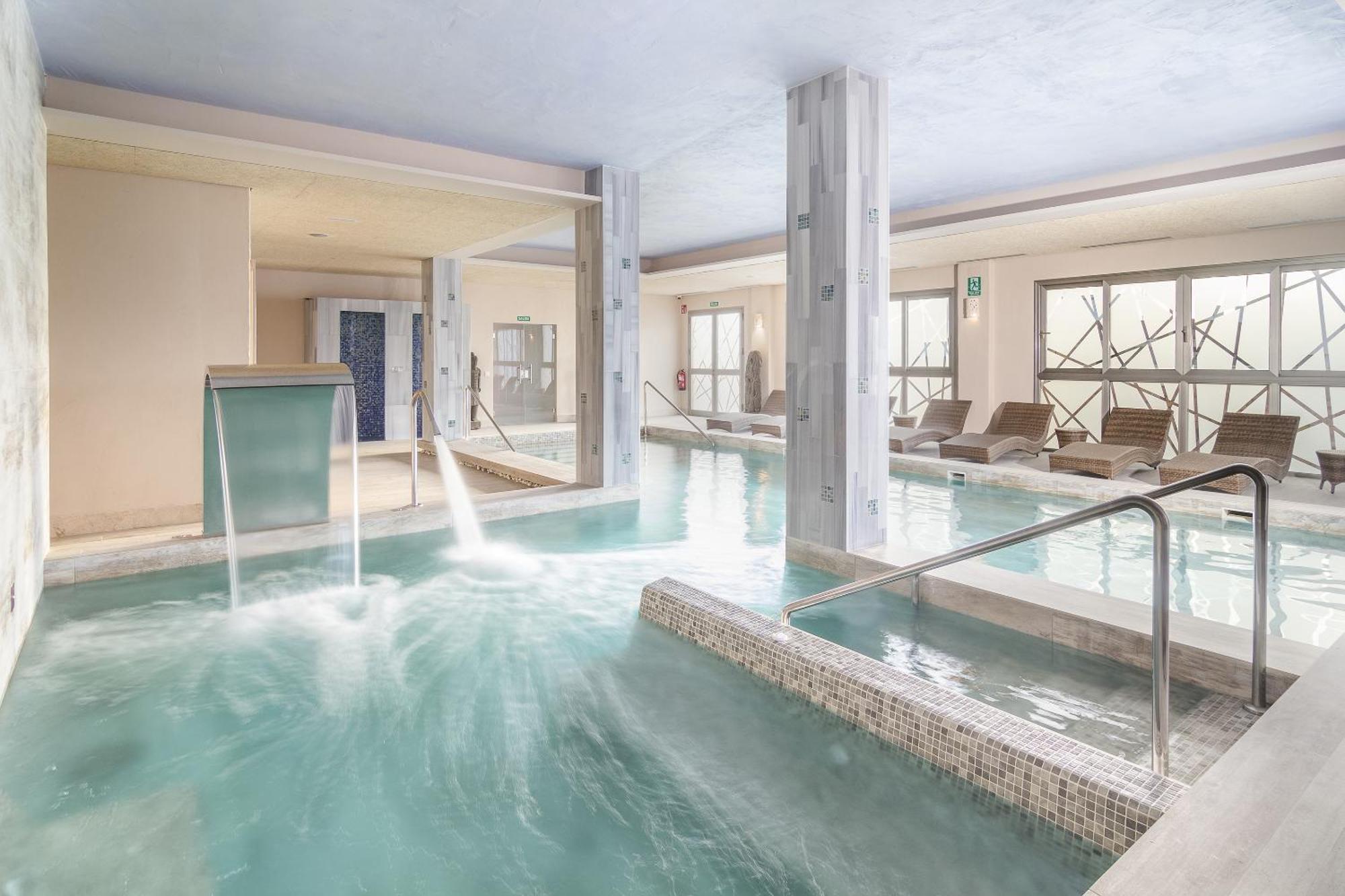 Zahara Beach & Spa By Qhotels - Adults Recommended Zahara de los Atunes Exteriör bild Spa at the Hotel